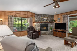 85 Hillcrest Rd, Maggie Valley, NC 28751 - Photo 4