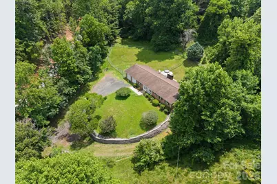 528 Baccus Siding Road, Green Mountain, NC 28740 - Photo 2
