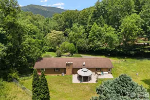 528 Baccus Siding Rd, Green Mountain, NC 28740 - Photo 24