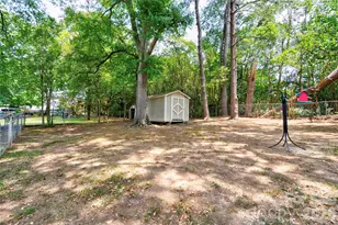 613 Tina Dr, Shelby, NC 28152 - Photo 38