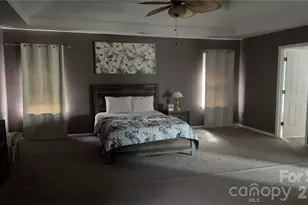 5227 Eagle Creek Dr, Charlotte, NC 28269 - Photo 16