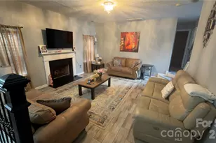 5227 Eagle Creek Dr, Charlotte, NC 28269 - Photo 32