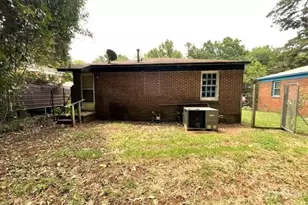 2600 Remington St, Charlotte, NC 28216 - Photo 12
