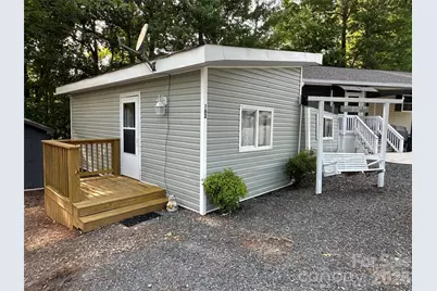 162 Clubhouse Drive, New London, NC 28127 - Photo 2