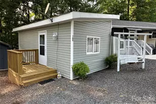 162 Clubhouse Dr, New London, NC 28127 - Photo 2