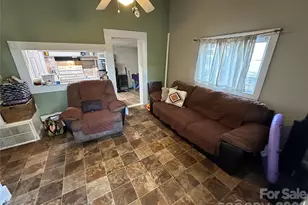 162 Clubhouse Dr, New London, NC 28127 - Photo 4