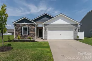197 Wheatfield Rd, Fletcher, NC 28732 - Photo 1