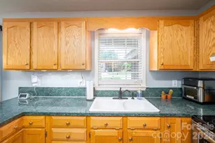 2524 Old Pond Dr, Lincolnton, NC 28092 - Photo 16
