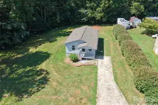 4843 Mayfield Dr, Granite Falls, NC 28630 - Photo 6