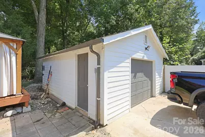 4116 Tipperary Place, Charlotte, NC 28215 - Photo 26