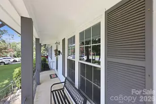 4116 Tipperary Pl, Charlotte, NC 28215 - Photo 6