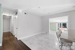4116 Tipperary Pl, Charlotte, NC 28215 - Photo 18