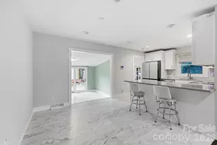 4116 Tipperary Pl, Charlotte, NC 28215 - Photo 16