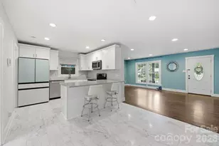 4116 Tipperary Pl, Charlotte, NC 28215 - Photo 14