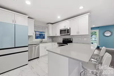 4116 Tipperary Place, Charlotte, NC 28215 - Photo 12
