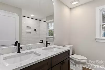 201 W Elm Street, Wingate, NC 28174 - Photo 16