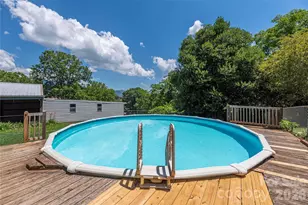 881 Mulberry St, Clyde, NC 28721 - Photo 22