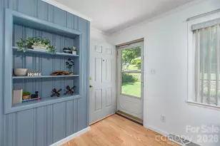 881 Mulberry St, Clyde, NC 28721 - Photo 4