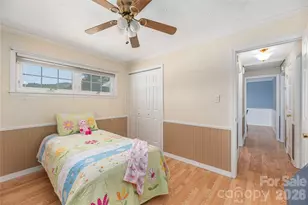 881 Mulberry St, Clyde, NC 28721 - Photo 16