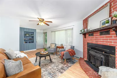 881 Mulberry Street, Clyde, NC 28721 - Photo 6