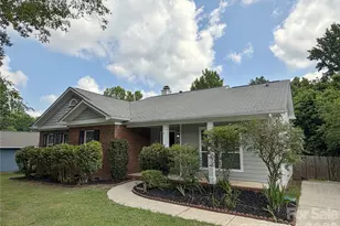 3323 Chistow Rd, Matthews, NC 28105 - Photo 2
