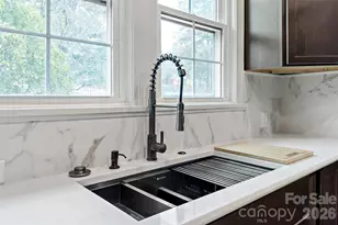 141 N Madison St, Marion, NC 28752 - Photo 16