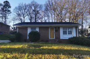 1932 Holly St, Charlotte, NC 28216 - Photo 2