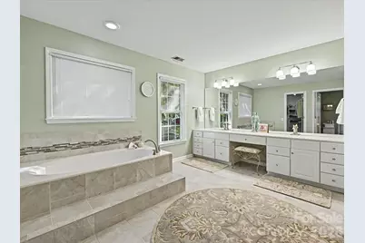 5710 Kinglet Lane, Charlotte, NC 28269 - Photo 32