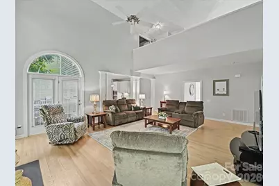 5710 Kinglet Lane, Charlotte, NC 28269 - Photo 14