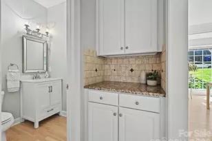 5710 Kinglet Ln, Charlotte, NC 28269 - Photo 24