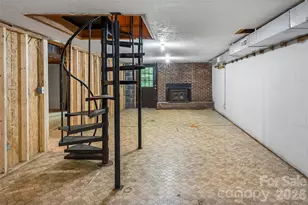 215 N Fork River Rd, Marion, NC 28752 - Photo 26