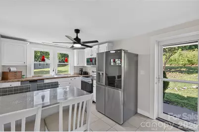 106 Lake Drive, Hickory, NC 28601 - Photo 12
