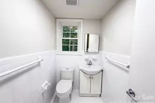 2200 Fair Forest Dr, Matthews, NC 28105 - Photo 16