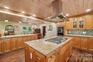 671 Trillium Ln, Mars Hill, NC 28754 - Photo 18