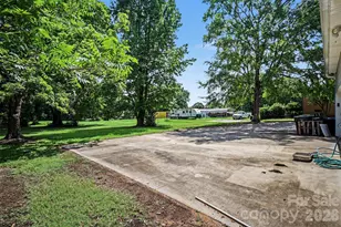 2710 Eva Dr NW, Concord, NC 28027 - Photo 42