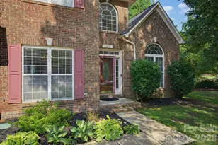 12222 Old Timber Rd, Charlotte, NC 28269 - Photo 2