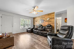 649 Springs East Rd, Lincolnton, NC 28092 - Photo 12