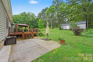 7015 Mt Holly-Huntersville Rd, Charlotte, NC 28216 - Photo 36