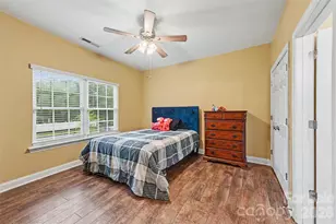 7015 Mt Holly-Huntersville Rd, Charlotte, NC 28216 - Photo 12