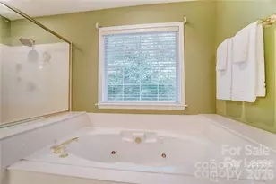 6025 Oakridge Ct, Matthews, NC 28104 - Photo 34