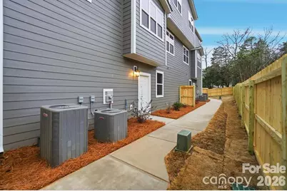 8929 Sharonbrook Drive, Charlotte, NC 28210 - Photo 34