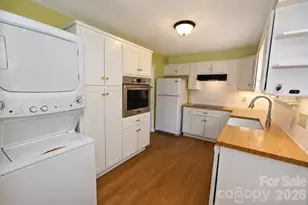 232 Hartness Rd, Statesville, NC 28677 - Photo 10