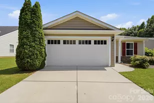 757 Willow Creek Dr, Gastonia, NC 28054 - Photo 2