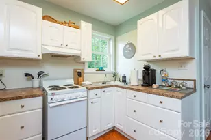 223 Davidson Rd, Swannanoa, NC 28778 - Photo 14