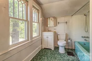 648 Lakeshore Dr, Asheville, NC 28804 - Photo 20