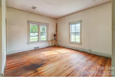 648 Lakeshore Drive, Asheville, NC 28804 - Photo 10