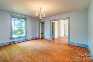 648 Lakeshore Dr, Asheville, NC 28804 - Photo 14