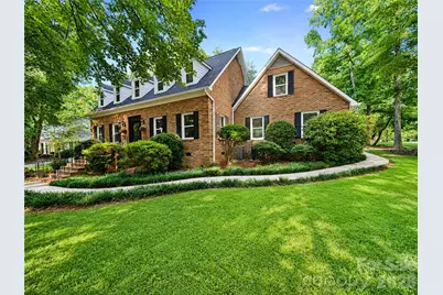 8503 Foxbridge Drive, Matthews, NC 28104 - Photo 2