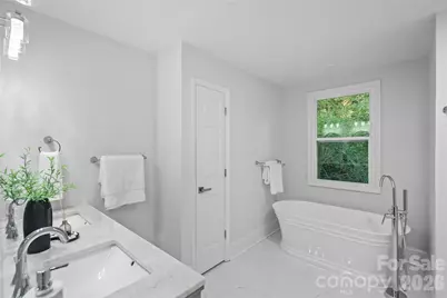 8503 Foxbridge Drive, Matthews, NC 28104 - Photo 32