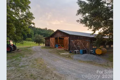 1372 & 1370 Barnardsville Highway, Barnardsville, NC 28709 - Photo 14